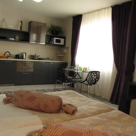Hello Hissar Aparthotel 2*