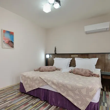 Aparthotel Hello Hissar