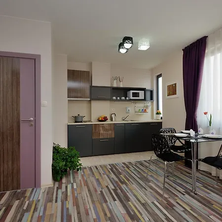 מלון דירות Hello Hissar היסריה