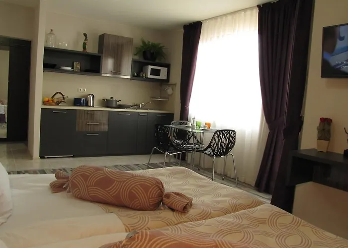 Hello Hissar Aparthotel 2*