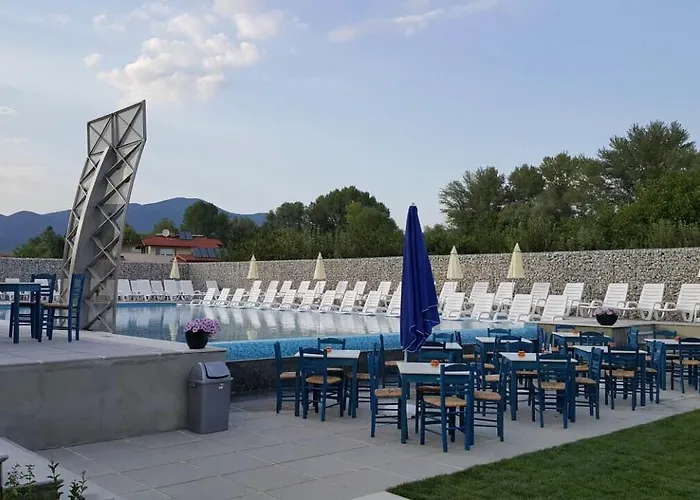 Hello Hissar מלון דירות 2*